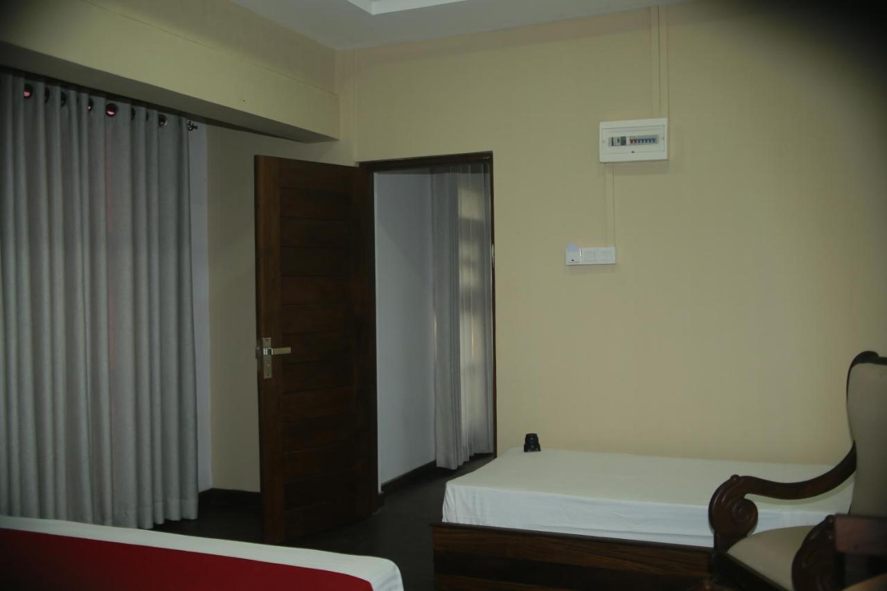 Shanthi Villa Resort อนุราธปุระ ภายนอก รูปภาพ